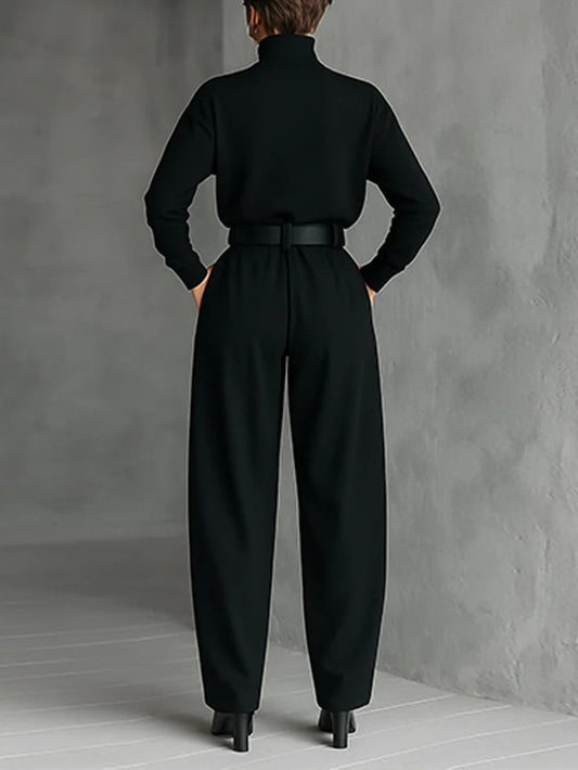 Noelia | Conjunto negro de cuello alto y pantalón recto