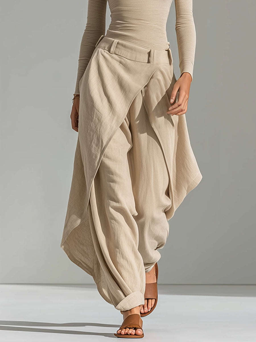 Marta| Conjunto de top beige con cuello barco y pantalón ancho con volantes