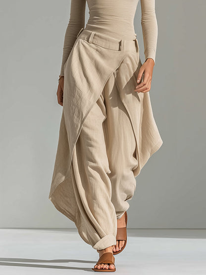 Marta| Conjunto de top beige con cuello barco y pantalón ancho con volantes