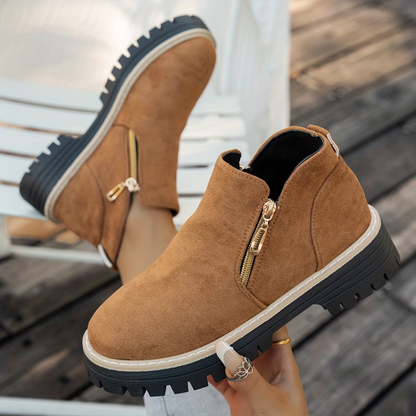 Encarnación | Botines con Cremalleras Doradas