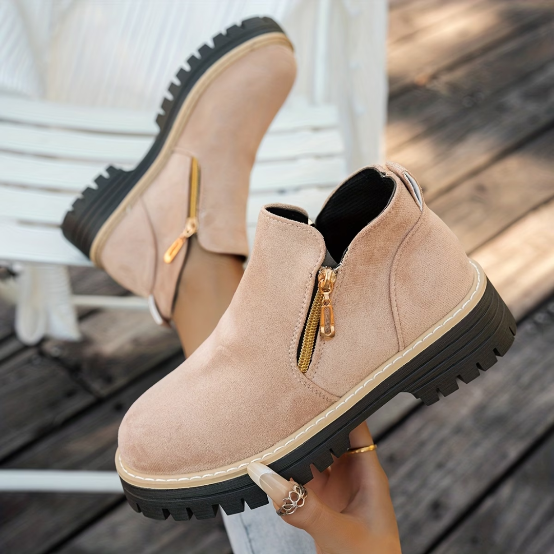 Encarnación | Botines con Cremalleras Doradas