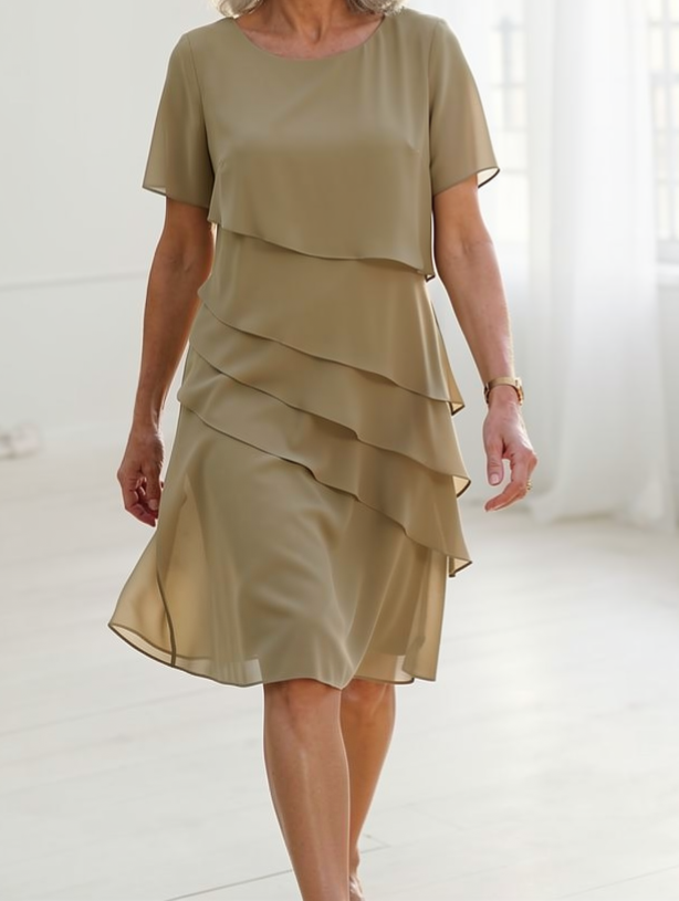 Julia – Vestido Elegante y Fluido con Volantes