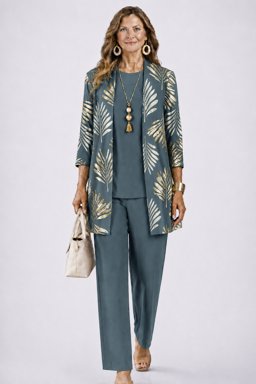 Costanza | Conjunto de Tres Piezas Verde con Cárdigan Largo y Pantalón Estampado