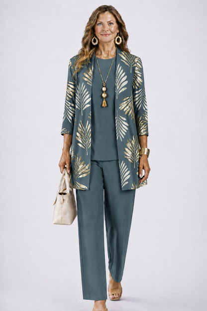 Costanza | Conjunto de Tres Piezas Verde con Cárdigan Largo y Pantalón Estampado