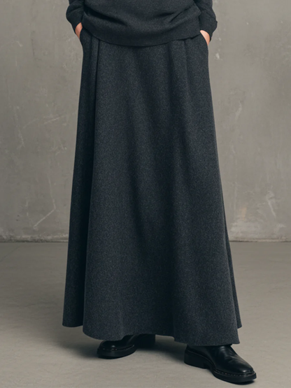 Vega | Conjunto Gris Antracita con Falda Evasé