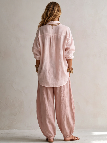 Carla | Camisa blanca holgada y pantalón Lantern verde oliva