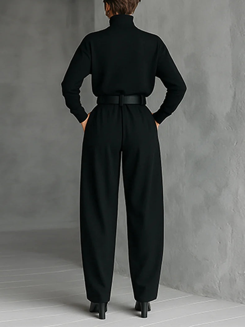 Noelia | Conjunto negro de cuello alto y pantalón recto