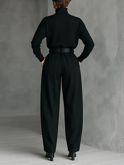 Noelia | Conjunto negro de cuello alto y pantalón recto