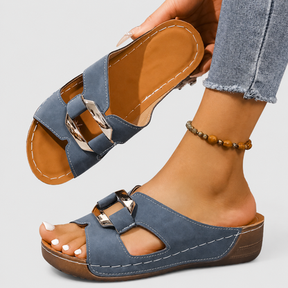 Sandalias con Hebilla Chic