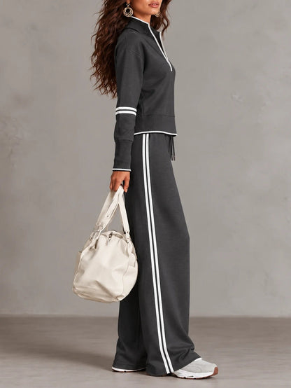 Carla | Conjunto con Sudadera de Cuello Cremallera y Pantalón de Pierna Ancha